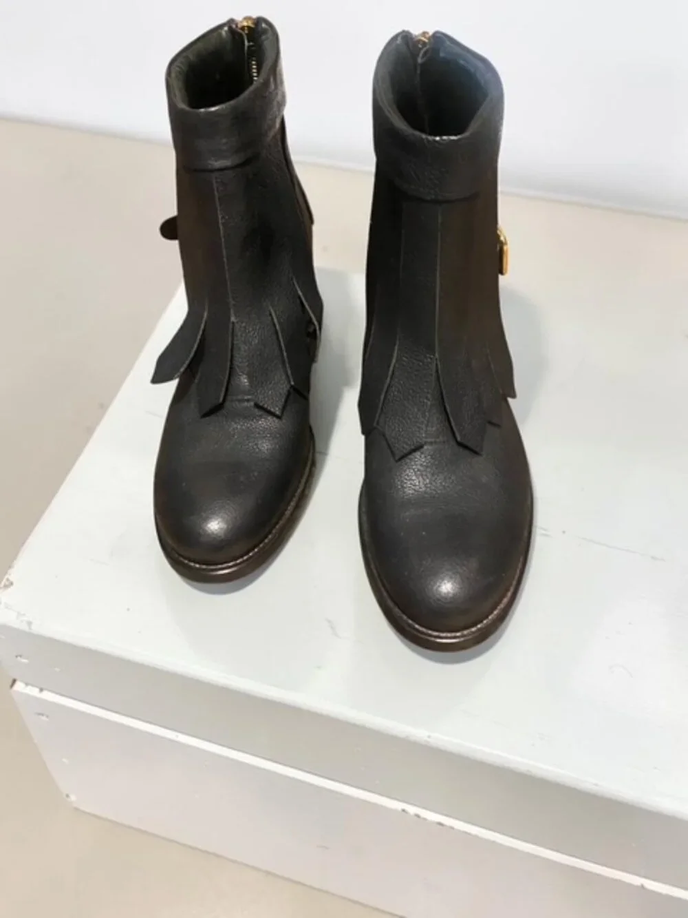 Rupert Sanderson Vrony Black Leather Fringe Boots [Size EU 38.5 / US 8.5]
